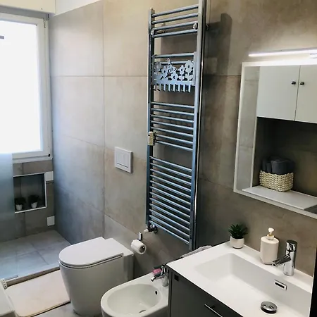 Apartment Fornaci-mare-wi Fi , Smart Tv Aria Condizionata! Savona